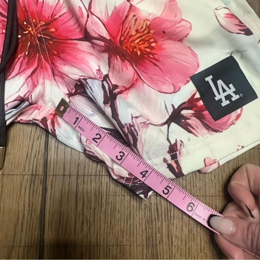 Cherry Blossom Baseball Diamond Lux Satin Youth Size Sm S- LA Dodgers NWT - Picture 6 of 7